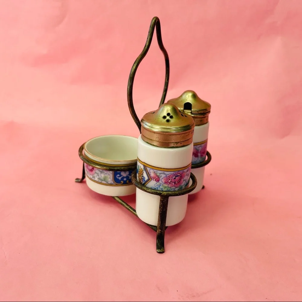 Vintage 70’ Victoria China mini table set
